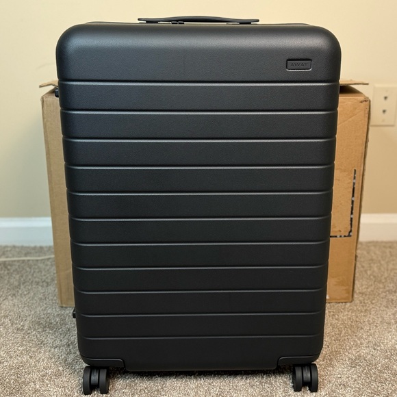 Away Handbags - Away Medium Luggage